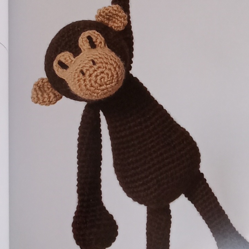 Customize crochet stuffed chimanzee